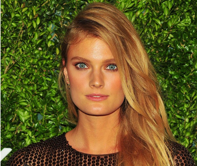 constance jablonski, topmodell, mihalik enikő, golden heart, villantás, vörös szőnyeg