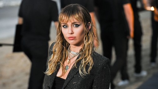 Miley Cyrus új klipje hemzseg a titkos utalásoktól