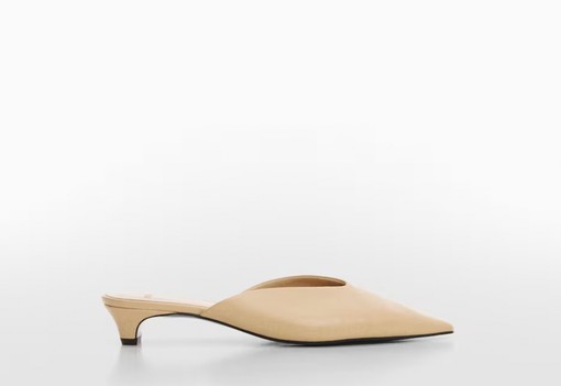 A szezon legmegosztóbb cipője úgy leigázta a vörös szőnyeget, hogy öröm volt nézni