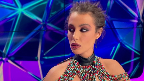 Tóth Andi felsőtestét varázslatos ásványok borítják a Sztárban sztár hatodik adásában