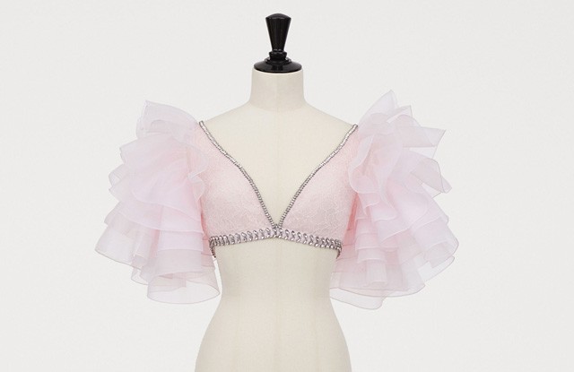 Fodros ujjú rövid felső - 34 995 Ft