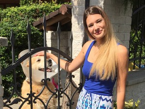 Bertók Fruzsi Gardróbnaplóval búcsúzik a nagykövetségtől