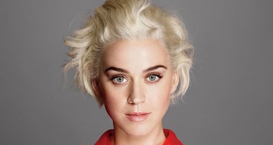 Naná, hogy Katy Perry vette fel a szezon legőrültebb ruháit