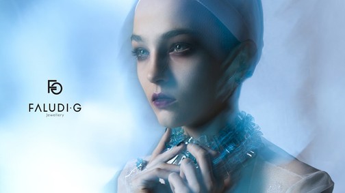 Ázsiában mutatkozik be a magyar tervező!