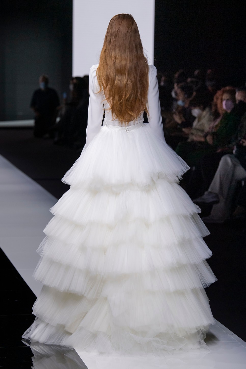 A Maison Signore 2023-as tavaszi kollekciójának tüll menyasszonyi ruhájáról Carrie Bradshaw jutott eszünkbe