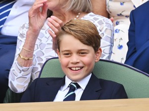 Zseniális ajándékot kapott születésnapjára a 9 éves György herceg