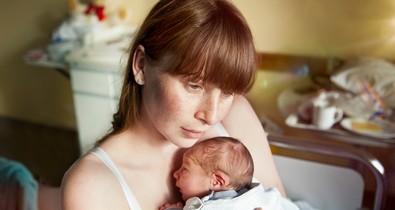 Magányosak a magyar édesanyák, ezen változtatna az Önfejlesztő Anyák Közössége