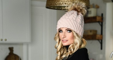 A kuglófos lány általában egész télen ezt viseli