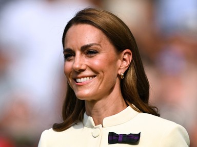 Álló ováció fogadta Katalin hercegnét, aki királynőként jelent meg a wimbledoni tenisztornán