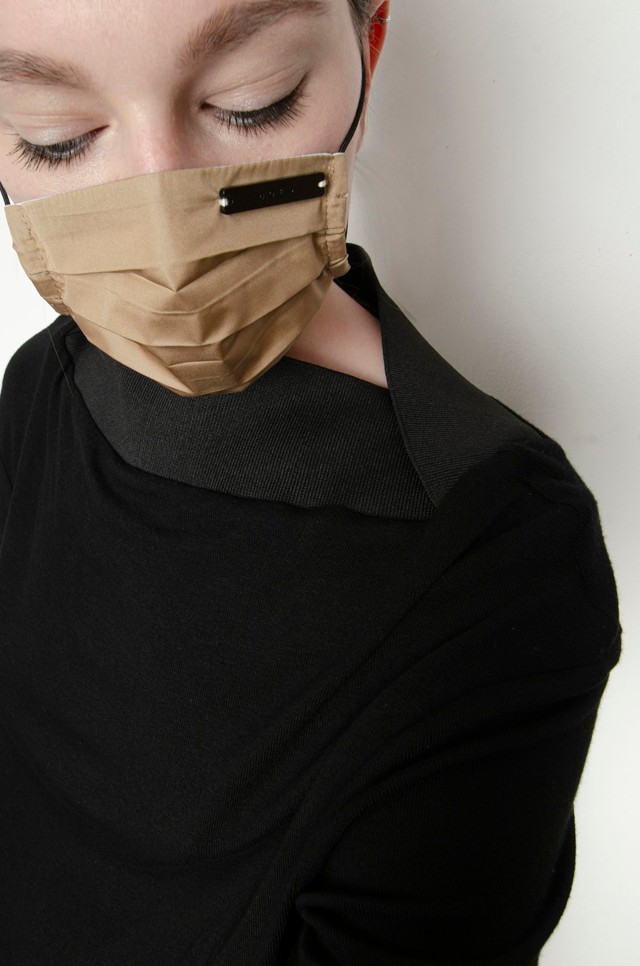 Stílusos arcmaszkok: igen, új kiegészítője van a divatnak