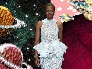 Napi horoszkóp: Az Ikrek belevághat a társkeresésbe, a Mérleg ma jó üzletet köthet - április 12.