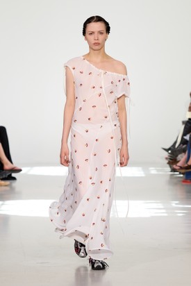 Rave review 2026 tavasz-nyár