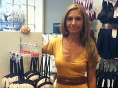 Boltokban a Romlás Virágai!