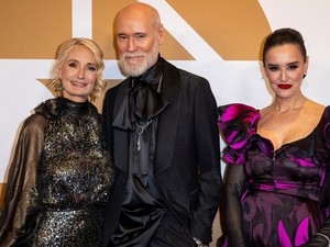 A svéd divattervező, aki az Eurovíziós Dalfesztivált és a királyi családot is meghódította