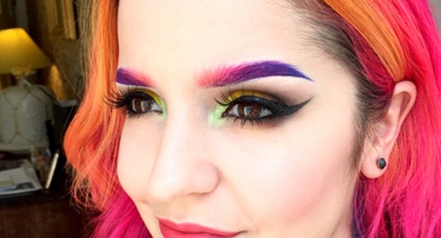 szemöldök, szívárvány színű szemöldök, eyebrow, beauty, szépség, szexi szemöldök, szivárvány, szemöldökstyling