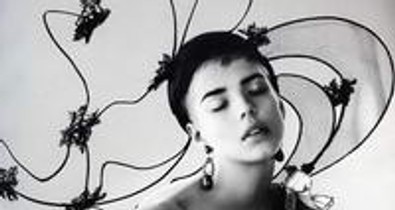 Generációnk múzsája, Agyness Deyn