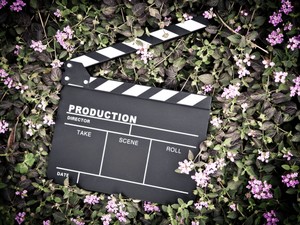 Kik felelnek érte, hogy a hollywoodi szexjelenetek biztonságosak legyenek? Ismerd meg az intimitás-koordinátorok munkáját!