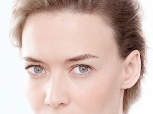 Pattanások nélküli ragyogó bőr a Sébiummal