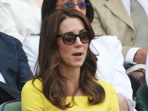 Nagyon menő! Kate Middleton a nyár legtrendibb színében!