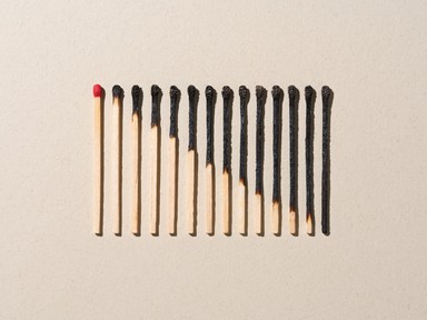 Fáradtság vagy kiégés? 4 jel, hogy nagyobb a baj, mint gondolnád