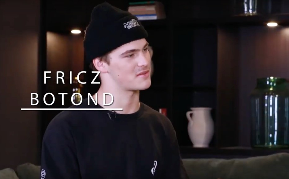 A magyar snowboard-reménységgel, Fricz Botival beszélgetünk a GLAMOUR 2 Szék legújabb epizódjában