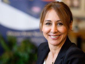 Orvos-Tóth Noémi: „Igenis hagyjuk sírni a fiainkat is, ha éppen fájdalmuk van”