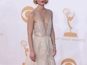 Frizura: Nem - Díj: Igen - Dekoltázs: Naná!