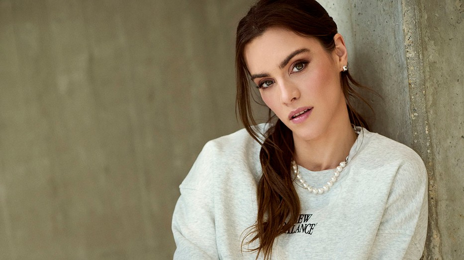 Gelencsér Timi május-június GLAMOUR címlap