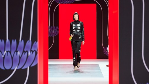 Miuccia Prada felvirágoztatta az olasz divatipart, de nem csak ebben rejlik a zsenialitása