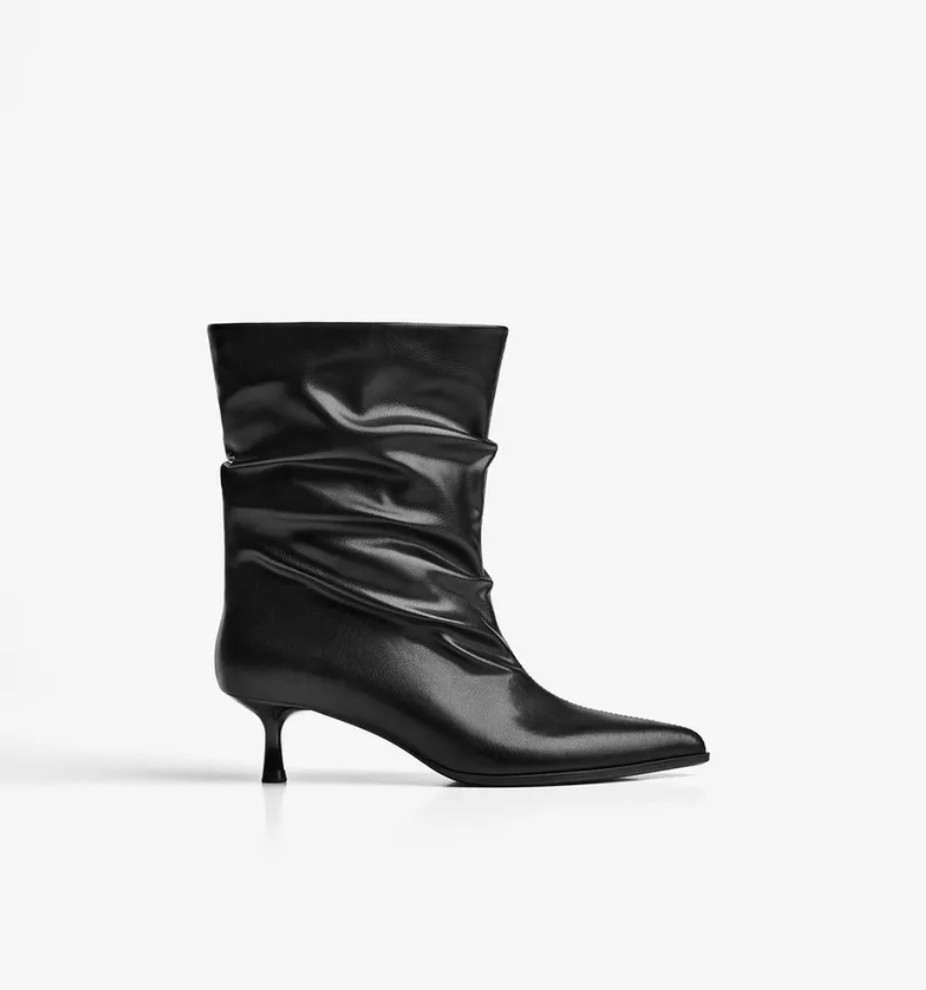 Bokacsizma BERSHKA 16 995 Ft 