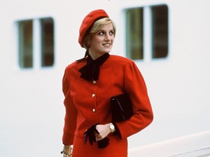 Fény derült Diana hercegnő kedvenc dzsekijének szívmelengető történetére