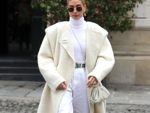 Hailey Bieber most már hivatalosan is a párizsi divathét legstílusosabb híressége