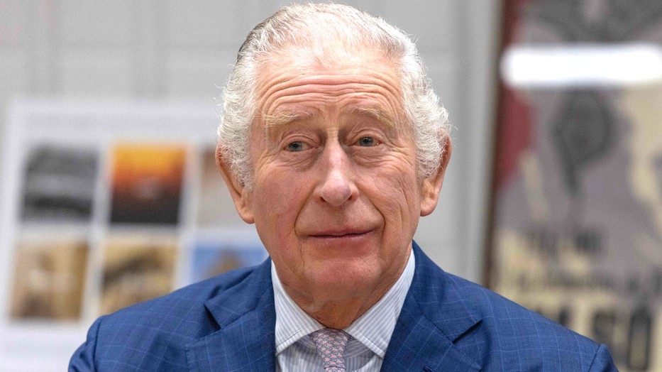 Károly király ötgyermekes nagypapaként ért a gyermekek nyelvén