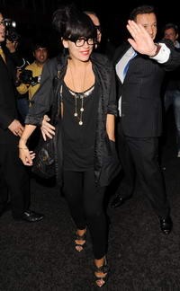 lily-allen-200x-d00003E35b48c8347334f.jpg