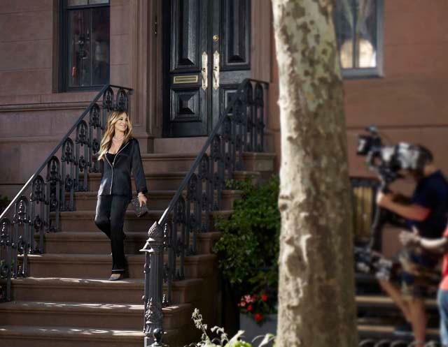 Sarah Jessica Parker lélegzetelállító az Intimissimi új arcaként