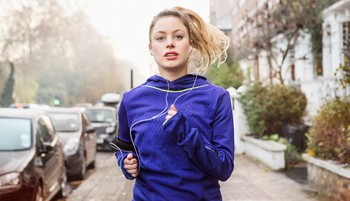 Figyelmeztető jel, ha akkor is izomlázad van, ha nem sportoltál, mutatjuk, mit jelent