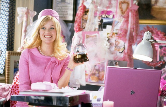 Hajol és feszít! Kiderült, hogy mikor érkezik a Dr. Szöszi 3. része!