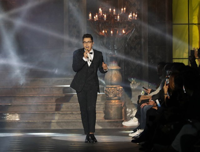 Austin Mahone a Dolce & Gabbana kifutó