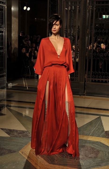 Szintén Dencsi Adrienn vonul a BodyAmr show-ján.