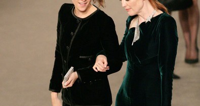 Kristen Stewart és Julianne Moore a legdögösebb bársonyban