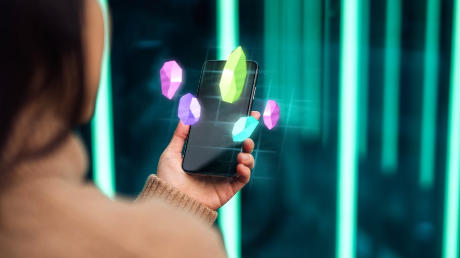 Milliárdos befektetők pénzmosása vagy páratlan lehetőség? Elmagyarázzuk, mit jelent az NFT! 