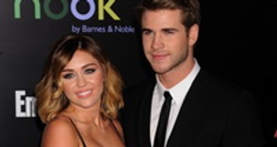 Miley Cyrust eljegyezték