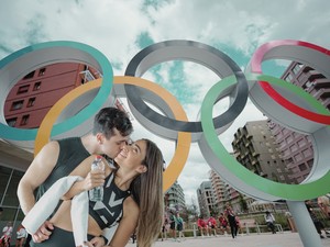 Vajon a kartonágyak visszatartják a sportolókat attól, hogy az olimpiai faluban szexeljenek?