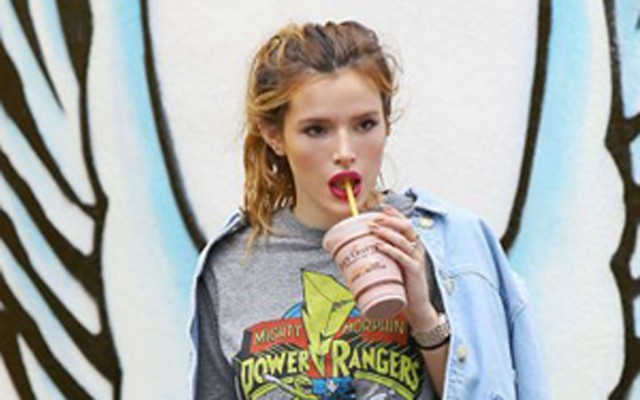 Nyugodjunk bele: Bella Thorne nem szende kislány többé!