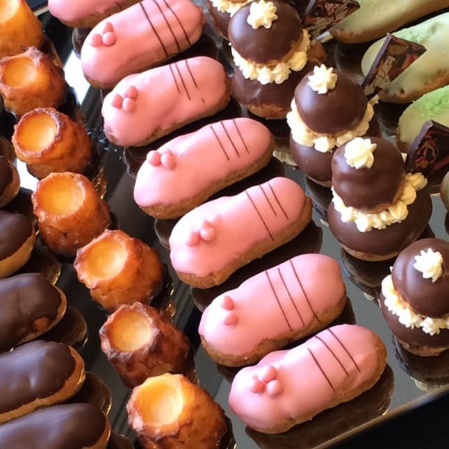 llyen nyalánkságokkal kényeztettek a Sofitel hotel cukrászai.