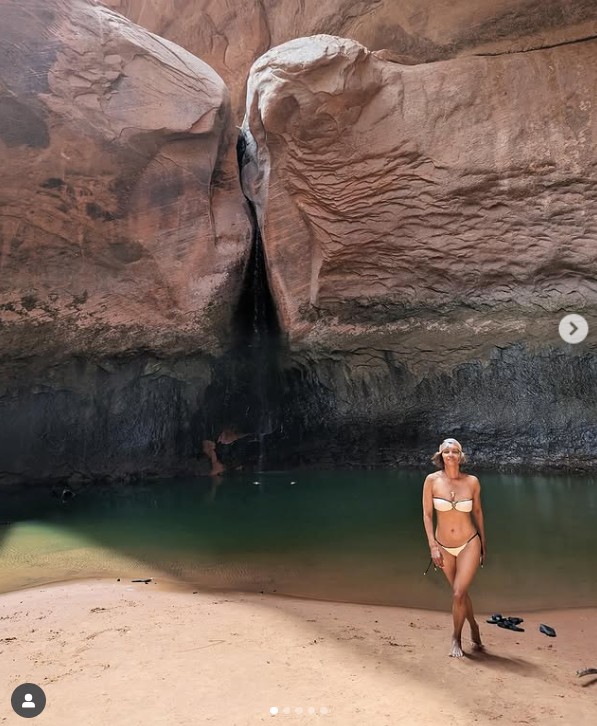 Halle Berry bikiniben mutatta meg magát a közösségi oldalán