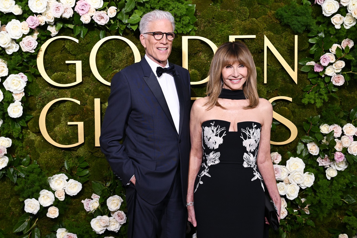 Mary Steenburgen és Ted Danson párosa ugyancsak legendás, házasságuk egyenesen 1995 óta tart. Pedig Hollywood állítólag nem támogatja a hosszan tartó tündérmeséket...