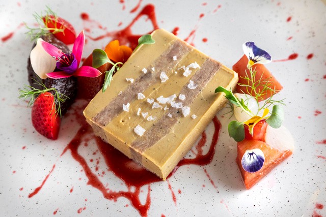 Gyönyörű kilátás, igazi magyaros ízekkel tarkítva: az Up & Down-ban jártunk