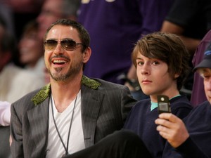 Robert Downey Jr. fia 29 éves lett, igazi szívtipró