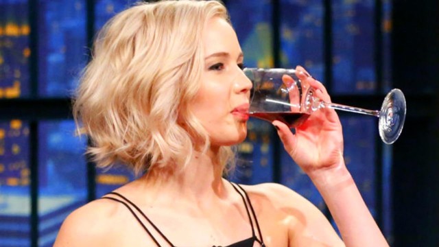 Jennifer Lawrence iszik